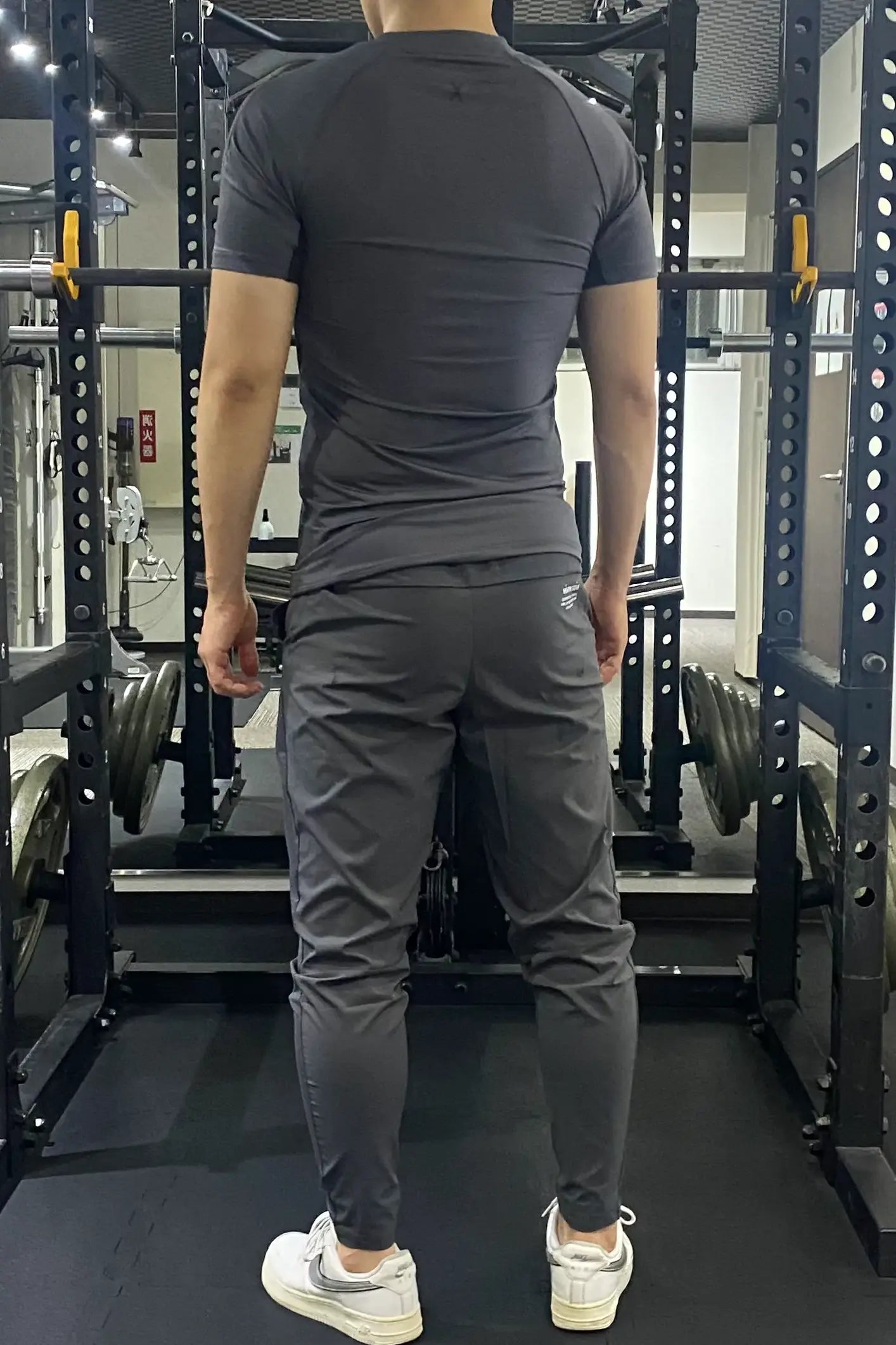 GEAR COMP SHORT SLEEVE と GEAR FIT L PANTS